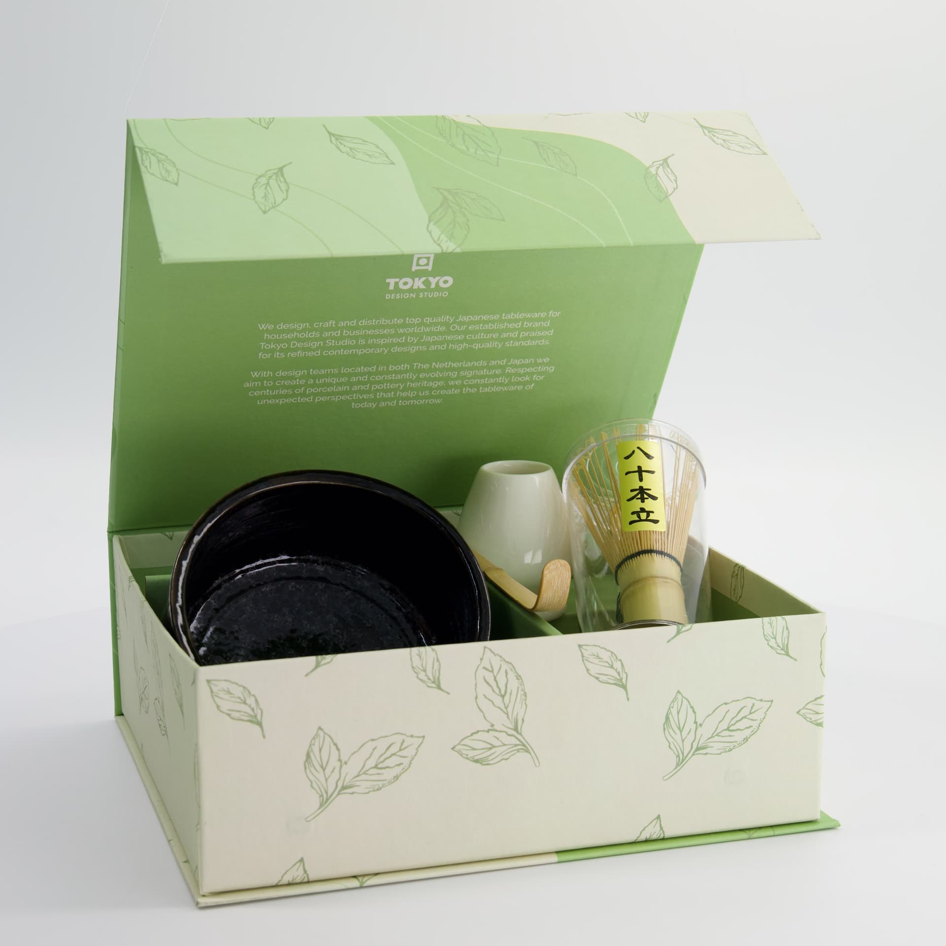 Coffret matcha Akeyo noir 4 pièces